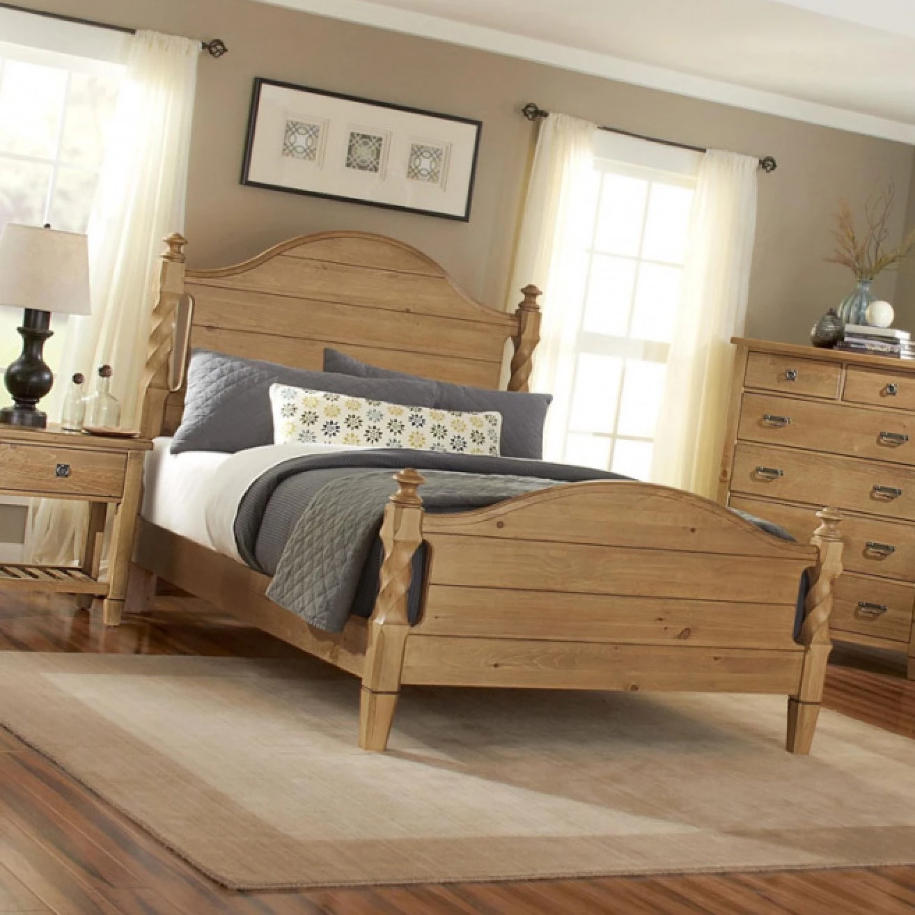 Мебель для дачи из массива дерева